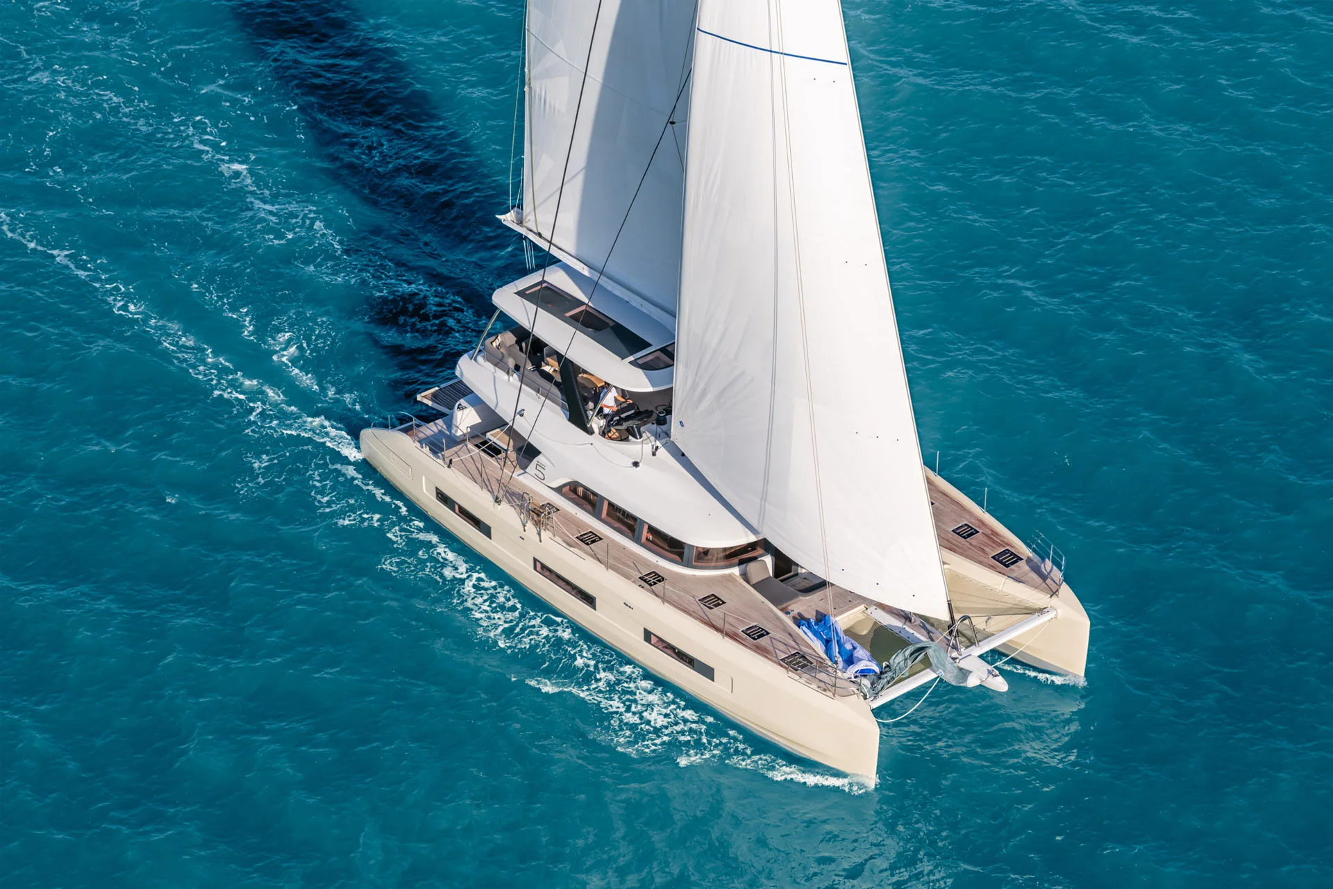 Catamaran Lagoon SIXTY 5